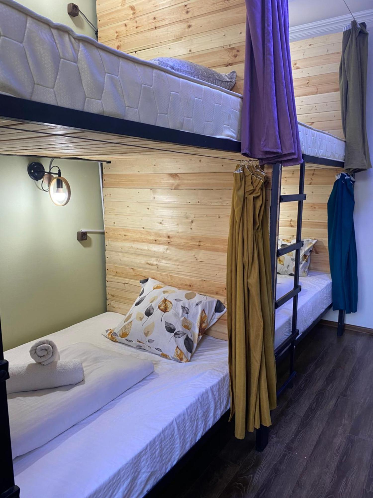 Отель Relax Station Кутаиси Экстерьер фото